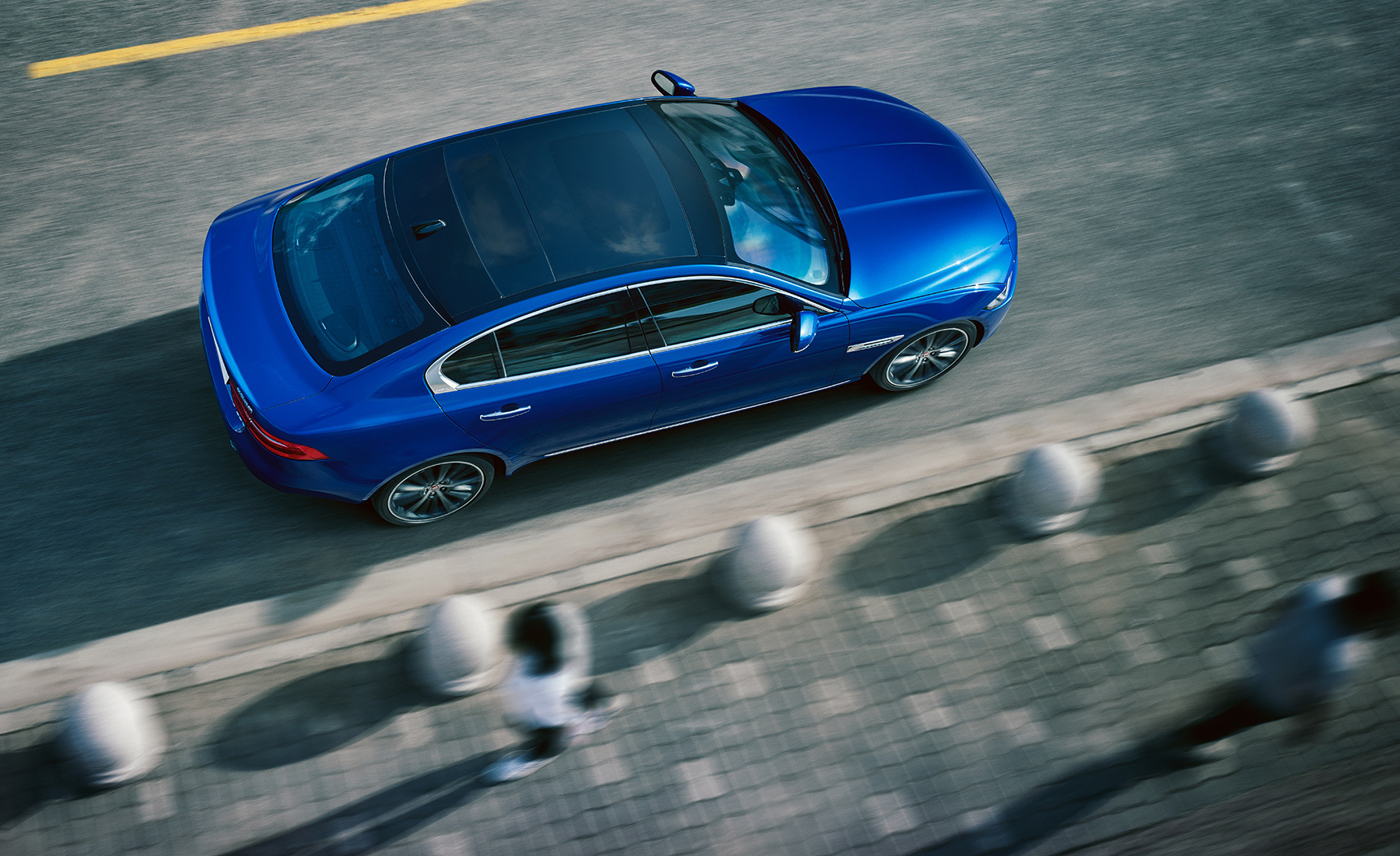 Jaguar_Motiv03_v02_RGB